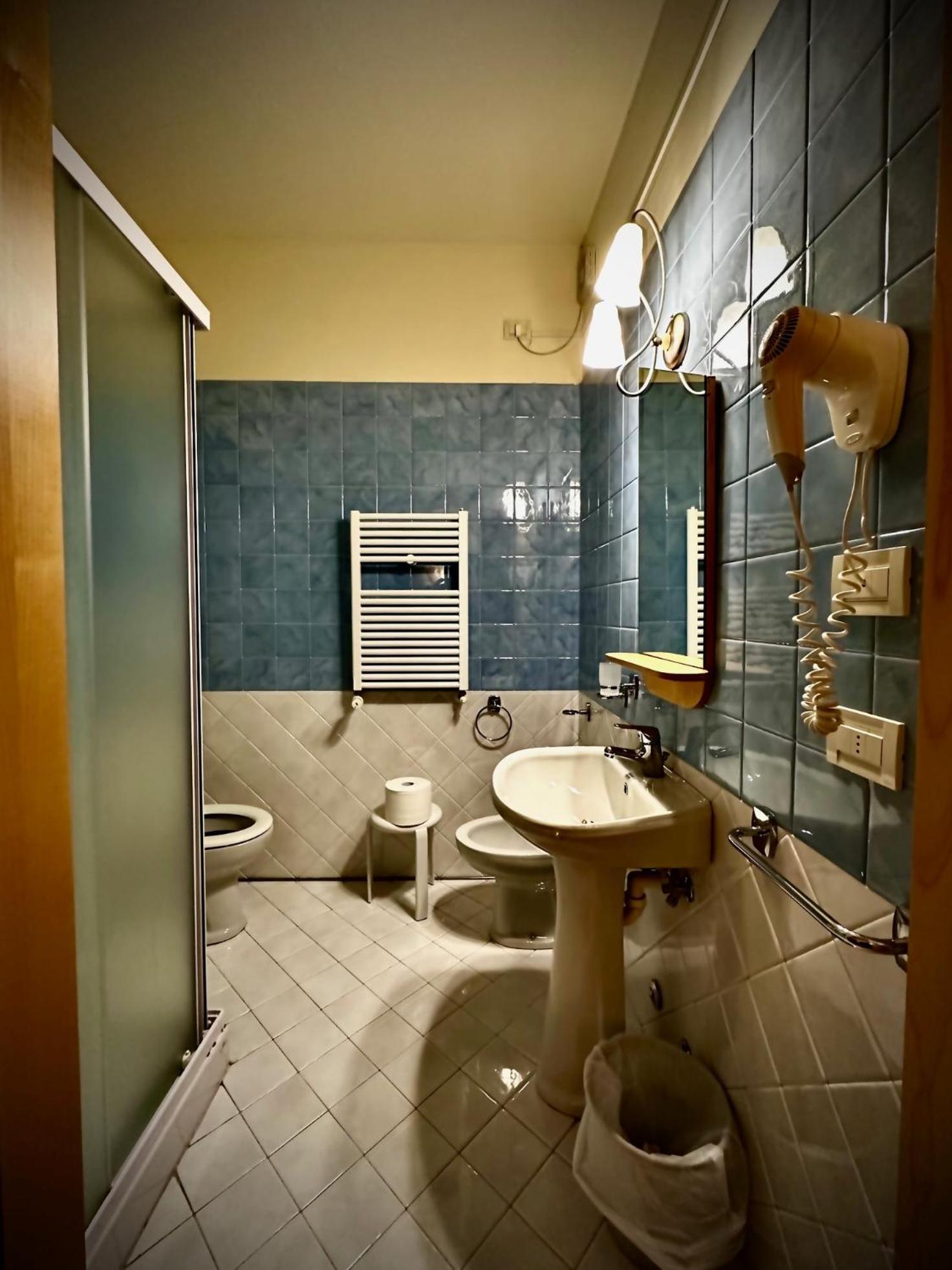 Hotel Ponte Molo ポルト・トッレ エクステリア 写真