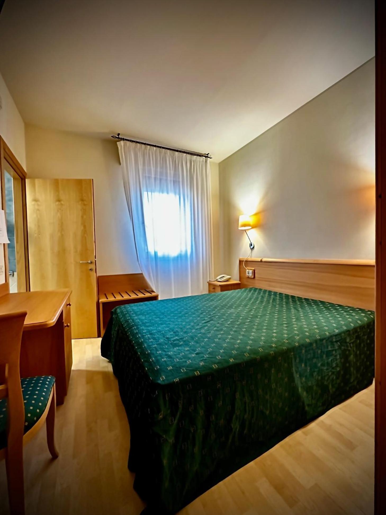 Hotel Ponte Molo ポルト・トッレ エクステリア 写真