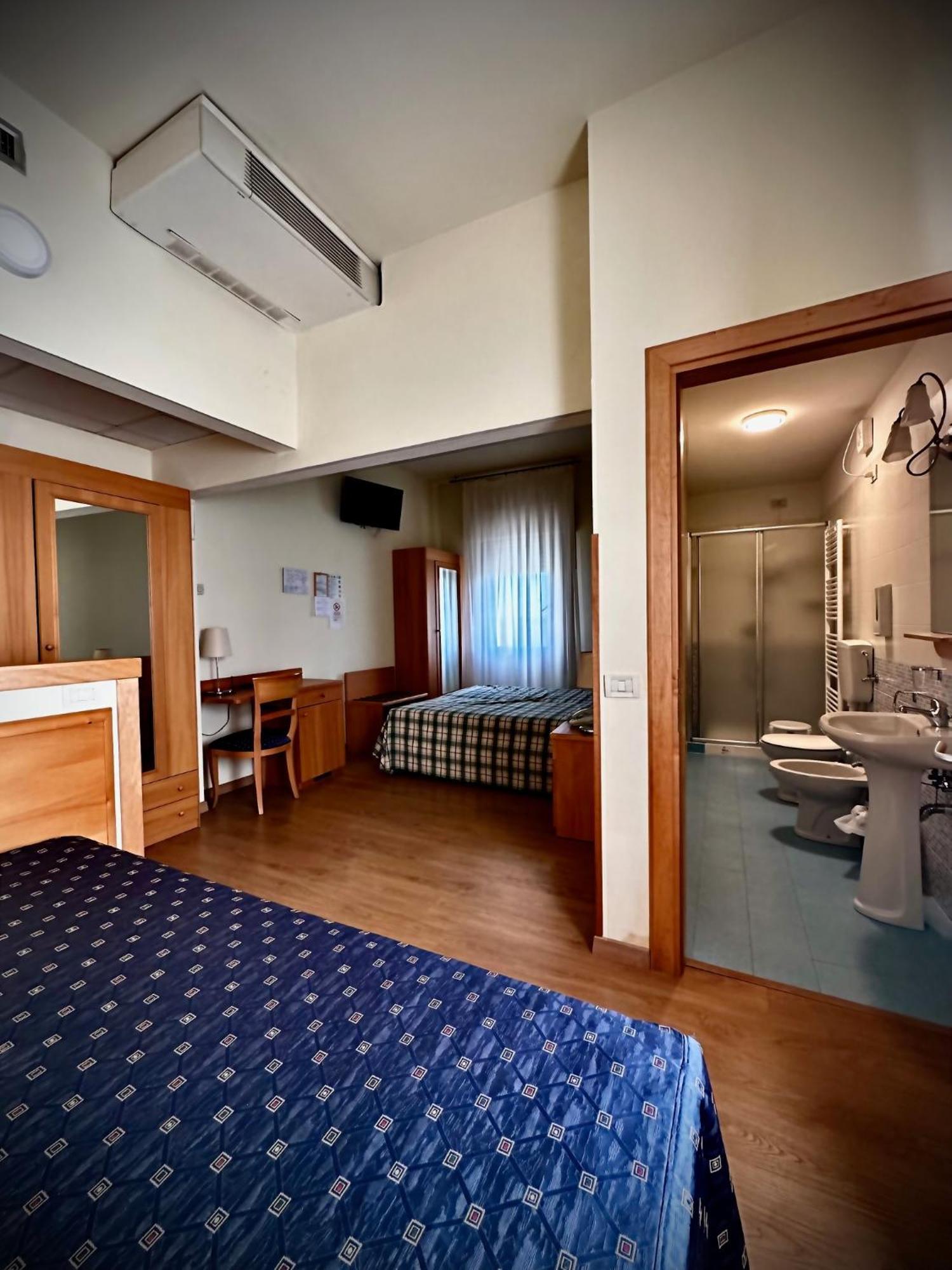 Hotel Ponte Molo ポルト・トッレ エクステリア 写真